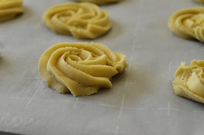 Gâteaux secs fondants à la Maïzena, Le Blog cuisine de Samar, Recette