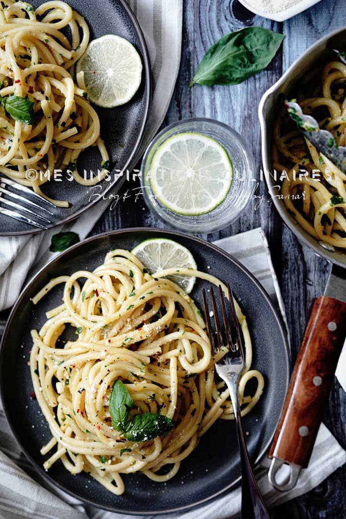 spaghetti au beurre basilic et parmesan