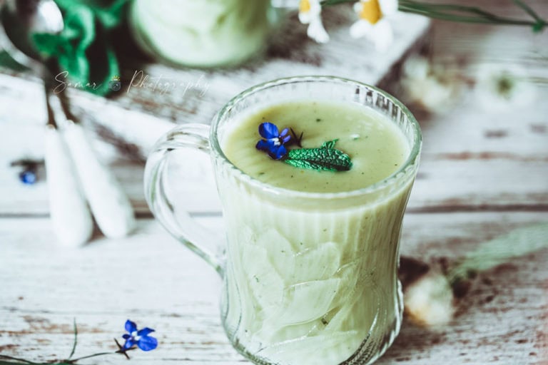 La Soupe froide de courgettes à la menthe