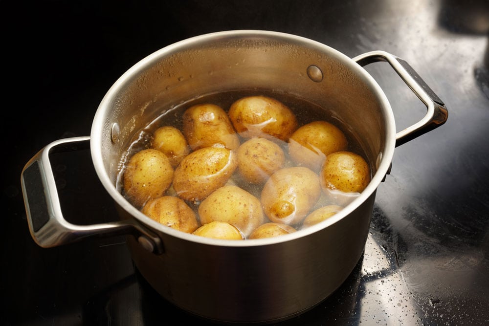 Cuisson des pommes de terre à l’eau